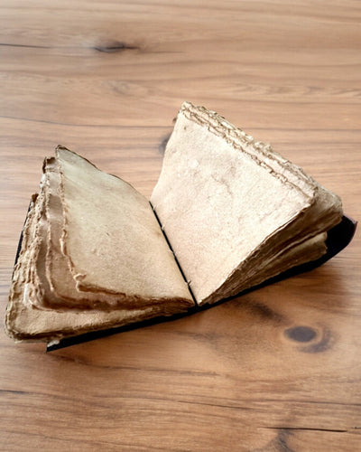 Dziennik Premium, Padrão Antigo, Caderno de Couro "Magiczna Kronika" 200 páginas, 2 variantes à escolha, personalização com gravação