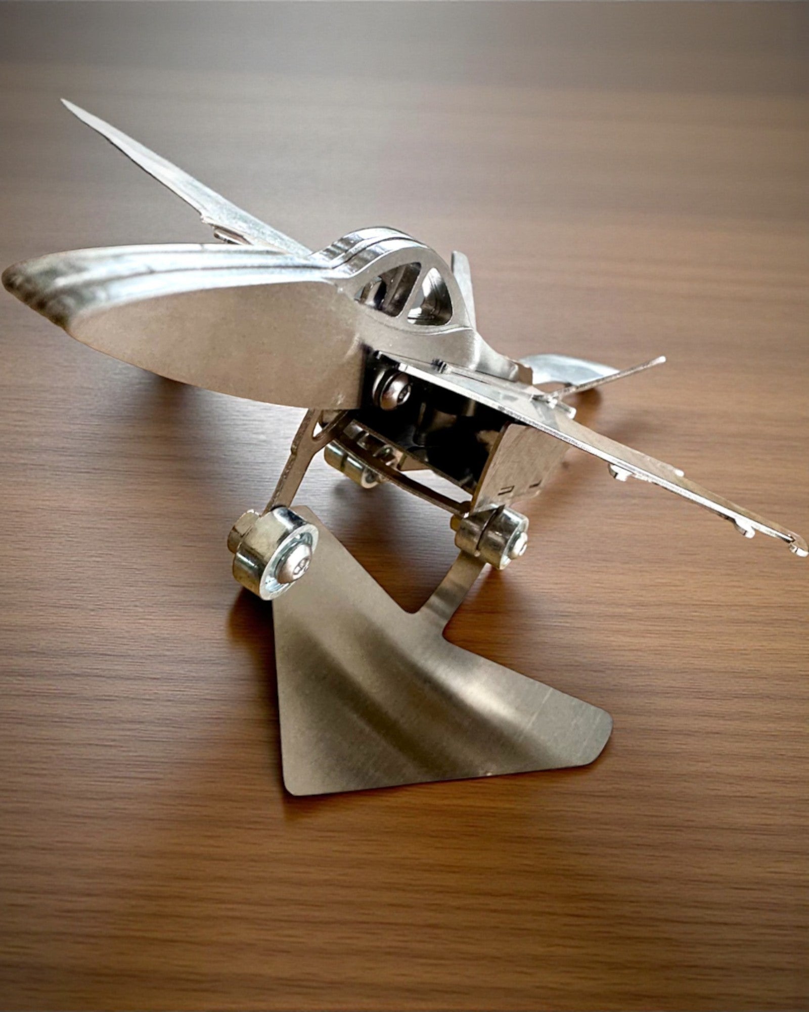 Modelo Metálico de Caça "SkyRaptor" – aço inoxidável, gravação personalizada para presente