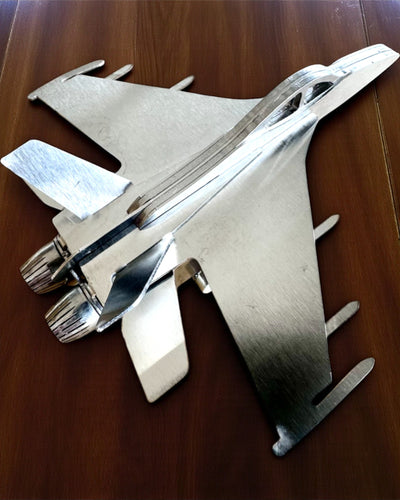 Modelo Metálico de Caça "SkyRaptor" – aço inoxidável, gravação personalizada para presente