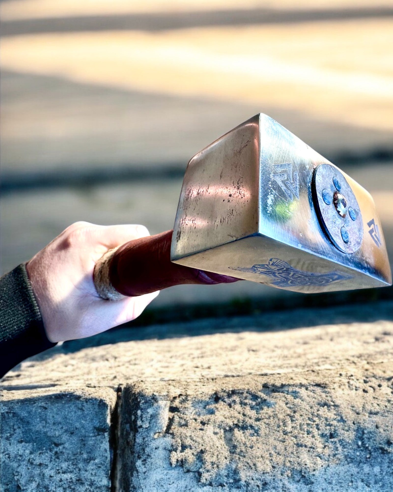 Martelo Mjölnir dos Skalds – 33 cm, Martelo Viking Forjado à Mão com Opção de Gravação