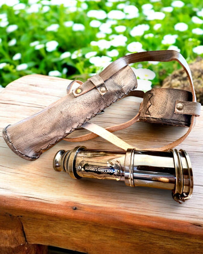 Luneta Premium "Voyager" com Luneta Gravada e Estojo de Pele Natural, possibilidade de personalização com gravação para presente