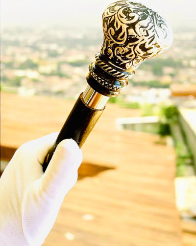 Bengala para caminhar "Bengala Majestade" de madeira feita à mão, possibilidade de gravação, 2 variantes à escolha