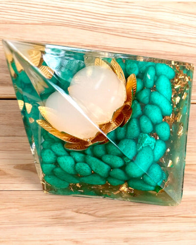 Pirâmide Energética orgonite "Harmonia Turmalina"