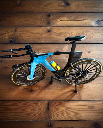 Miniatura de Modelo de Bicicleta de Triatlo "SpeedStorm 1.2" personalização com gravação para presente