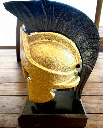 Capacete Spartan Premium – escultura decorativa feita à mão, possibilidade de personalização com gravação para presente