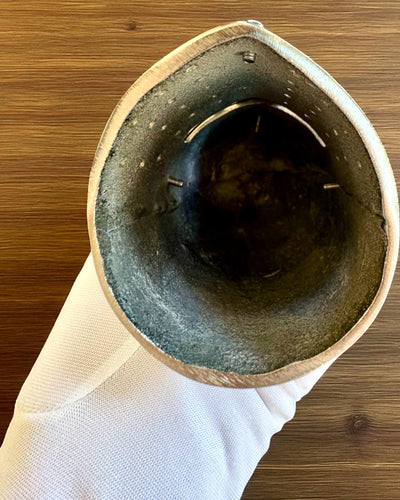 Mini Elmo de Cavaleiro "Guardian" em latão – feito à mão, 12 cm, possibilidade de personalização com gravação para presente