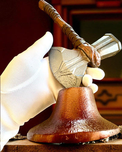 Storm Relic – martelo decorativo com base, 26 cm, feito à mão, possibilidade de personalização com gravação para presente