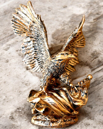 "Władca Wiatrów" - Escultura Retro de Águia em Estilo Vintage com Opção de Gravação