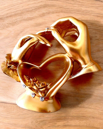 Figura "Toque de Amor" 10 cm de altura, com Opção de Gravação para presente