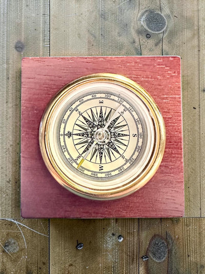 Bússola "Navigator2" - Elegância Clássica em Latão e Madeira, personalização com gravação para presente