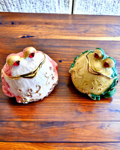 Caixa decorativa elegante "Żabi Skarb" para presente personalizável, com opção de gravação