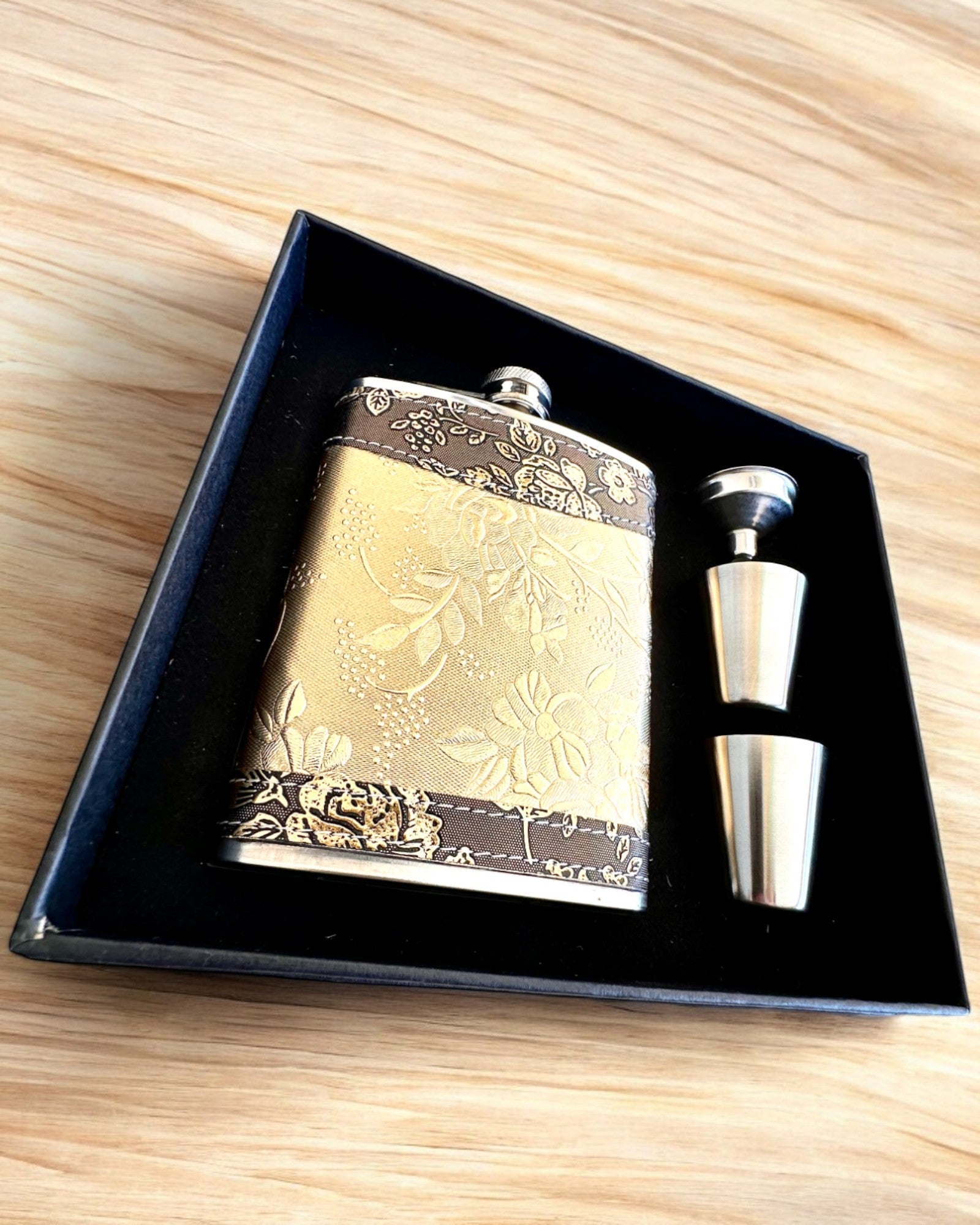 Elegante garrafa "Golden Rose" com conjunto de copos, personalização com gravação para presente