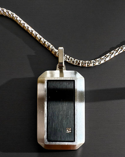 Colar masculino Dog Tag "SteelVision" – aço inoxidável, 15 variantes, personalização com gravação