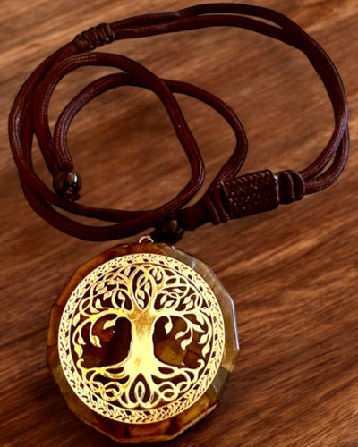 Amuleto "Árvore da Vida" com olho de tigre, colar para presente com personalização por gravação