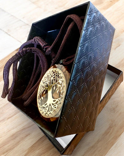 Amuleto "Árvore da Vida" com olho de tigre, colar para presente com personalização por gravação