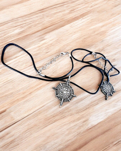 Amuleto Guerreiro do Norte - Bússola Viking, possibilidade de personalização com gravação para presente, 2 variantes à escolha