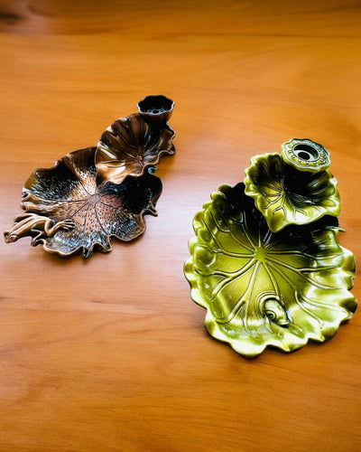 Suporte Elegante de Metal para Incenso Folha de Lótus - 4 variantes à escolha, possibilidade de personalização com gravação para presente