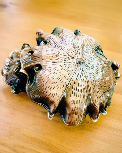 Suporte Elegante de Metal para Incenso Folha de Lótus - 4 variantes à escolha, possibilidade de personalização com gravação para presente