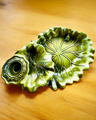 Suporte Elegante de Metal para Incenso Folha de Lótus - 4 variantes à escolha, possibilidade de personalização com gravação para presente