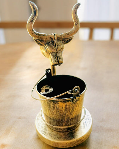 Cinzeiro Metálico Estiloso "Rustic Charm" com 19-23 cm de altura, 8 variantes à escolha, gravação a pedido