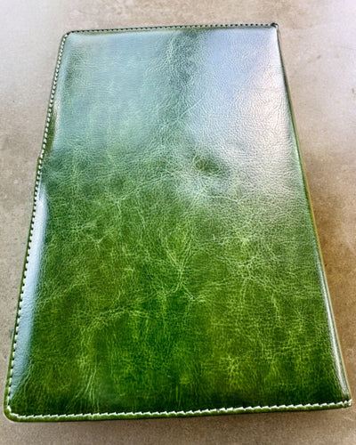 Exclusivo Caderno de Couro "Sekretnik" A5 com Fecho de Combinação - personalização com gravação