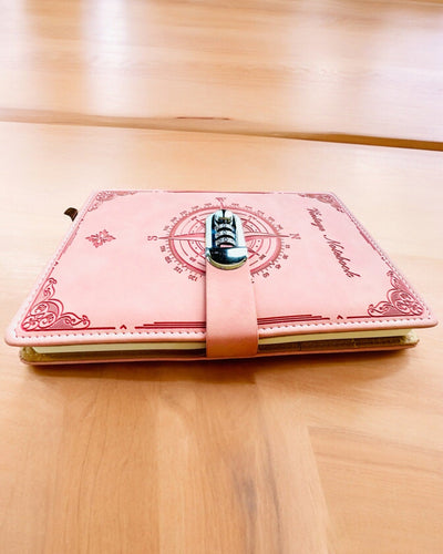 Caderno Secreto A5 Vintage com Fecho de Código - Escolha o Seu Estilo, personalização com gravação para presente