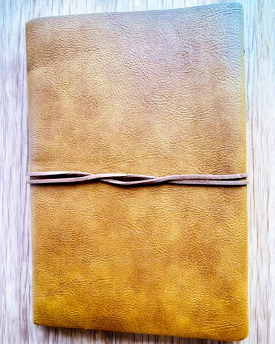 Bloco de Notas "Folhas de Outono" Formato A5, possibilidade de personalização com gravação para presente