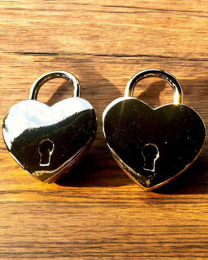 Cadeados de Amor Mini Coração DeLuxe - Conjunto de 2 cadeados com chaves, 6 variantes à escolha, possibilidade de personalização com gravação para presente