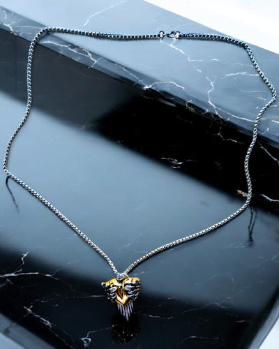 Amuleto Arqueiro do Coração – Asas Escuras do Amor, possibilidade de personalização com gravação como presente