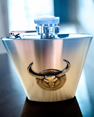 Bizon Flask – Cantil Estiloso com Motivo de Bisão - possibilidade de personalização com gravação para presente