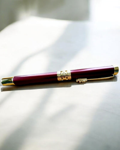 Caneta Elegante Dragão, 3 variantes de cores, possibilidade de personalização com gravação para presente