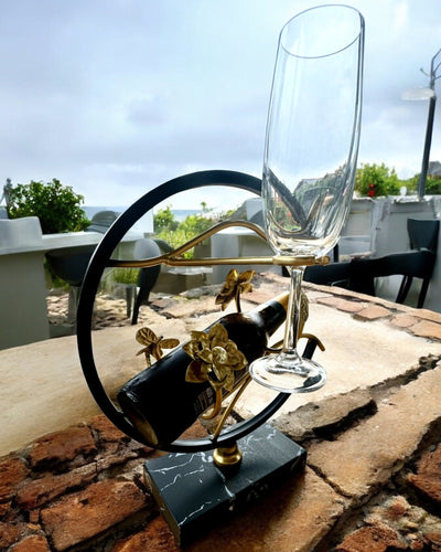 Suporte "Elegancki Owad" - para garrafa de vinho e copos, altura 33 cm, possibilidade de personalização com gravação para presente