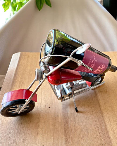 Suporte de Vinho Metálico 40 cm de comprimento, em forma de motocicleta com possibilidade de gravação para presente