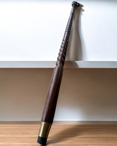 Guardião Lobo Bengala Esculpida à Mão, de Madeira, possibilidade de personalização com gravação