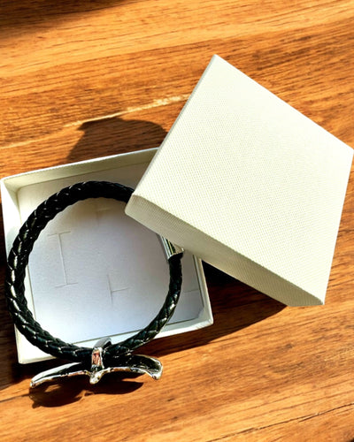 Pulseira Masculina "SkyRider" – Estilo em Couro com Caráter - possibilidade de personalização com gravação