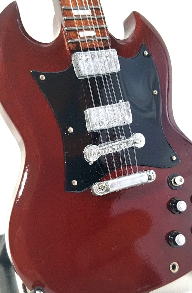 Mini guitarra AC/DC Angus Young MGT-0567 com possibilidade de gravação personalizada, ideal para presente, feita à mão em madeira de mogno, castanha, altura 27,5 cm