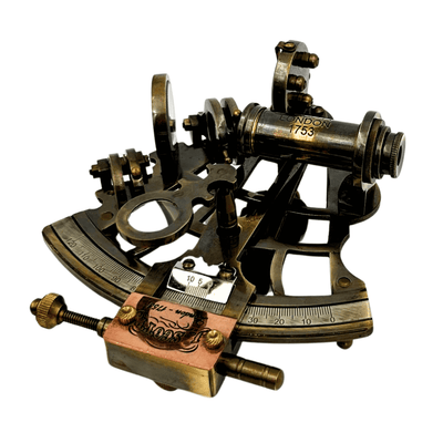 Sextante retro de latão em estojo de couro - instrumento de navegação elegante com possibilidade de gravação - presente ideal para amantes de vela e história - dimensões 13x12x7 cm