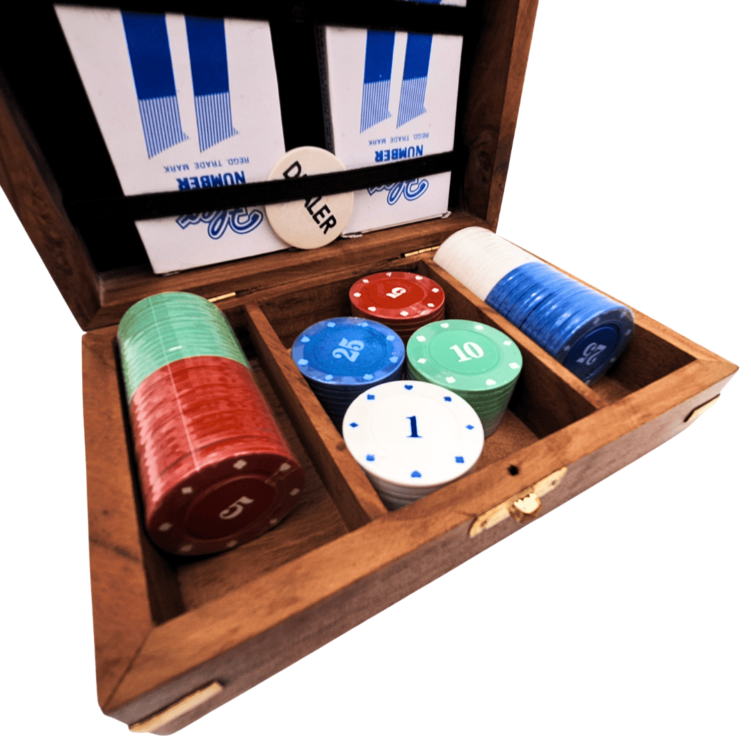 Conjunto Elegante de Poker em Caixa de Madeira com Gravação
