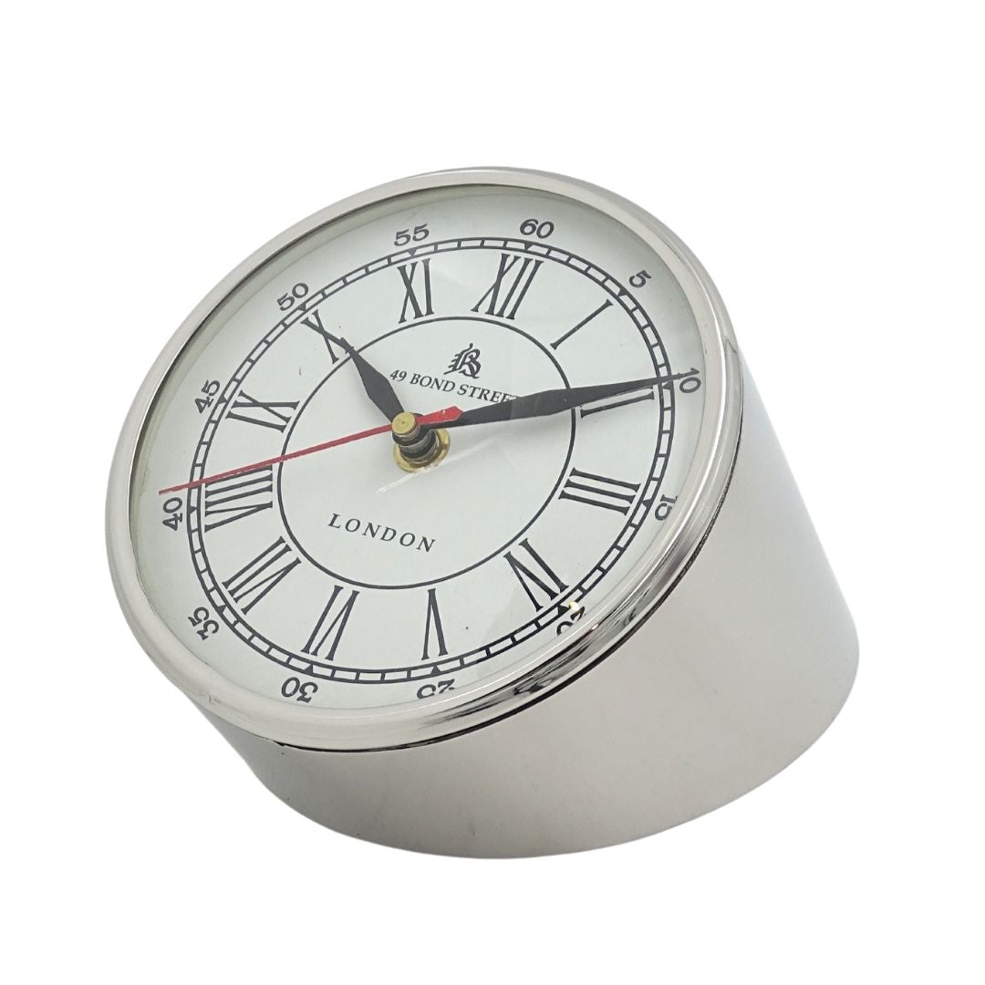 Relógio de Mesa Metálico CLK-0212 com Gravação - Presente Personalizado nas Cores Prateado, Branco ou Preto, Altura 19 cm, Estilo Moderno com Algarismos Romanos e Árabes