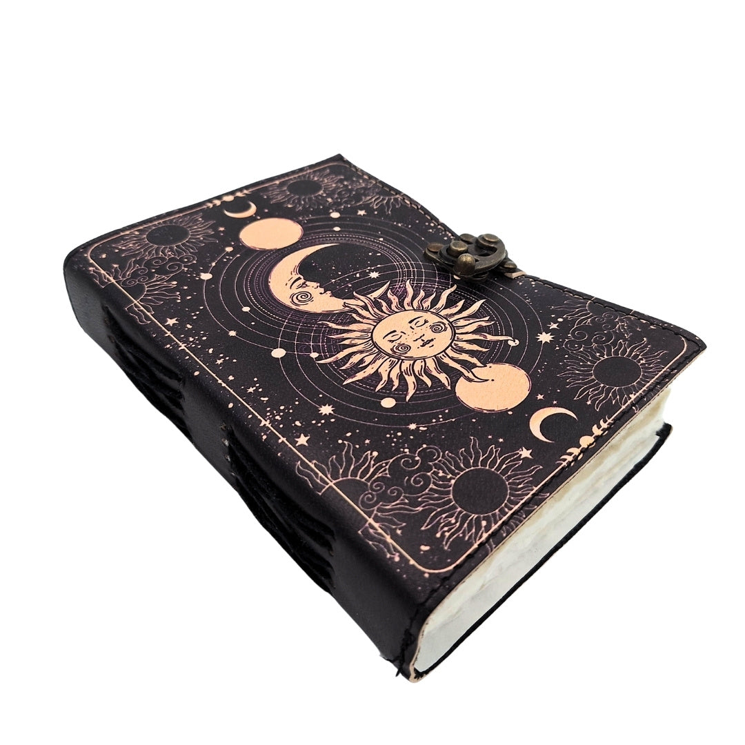 Caderno de pele Sol e Lua decorativo 200 páginas com possibilidade de personalização por gravação, azul-marinho, feito em pele de cabra, ideal para presente