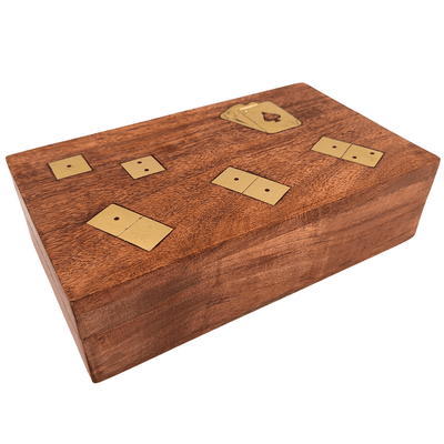 Conjunto de Jogos 3 em 1 em Caixa de Madeira Elegante com Possibilidade de Personalização por Gravação - Cartas, Dominó, Dados - Presente Ideal para Amantes de Jogos Sociais - Dimensões: 22,5 x 13 x 6 cm, Acácia com Decorações em Latão