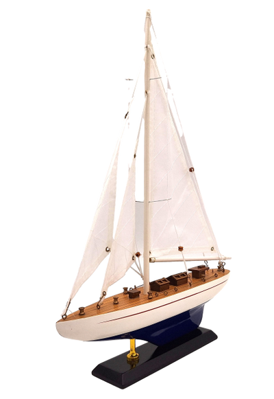 Modelo de iate em madeira altura 42 cm com possibilidade de personalização por gravação