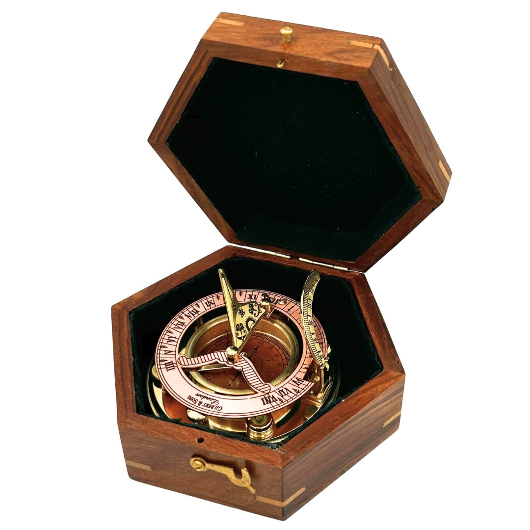 Bússola de latão com relógio de sol em elegante caixa de madeira - presente ideal com possibilidade de personalização por gravação - estilo retro, fabrico clássico, alta qualidade