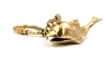 Chaveiro de latão golfinho 70339 com possibilidade de gravação personalizada, ideal para presente - comprimento 5 cm, com corrente de 8 cm