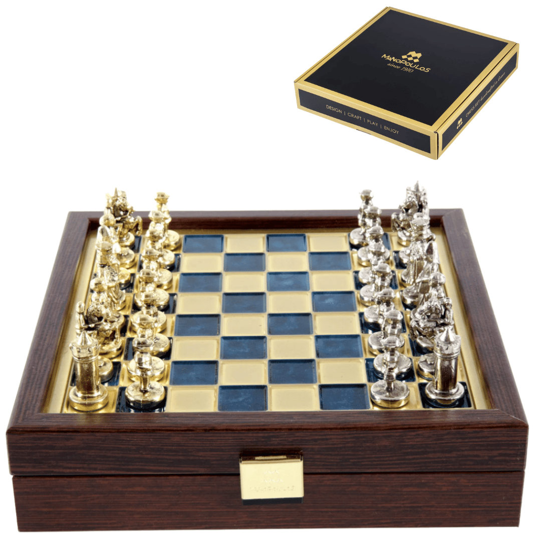 Elegante conjunto de xadrez premium em latão, 20x20cm, Bizâncio, com gravação personalizada - Presente ideal para jogadores de xadrez e amantes de história - Peças feitas à mão com acabamento dourado e prateado