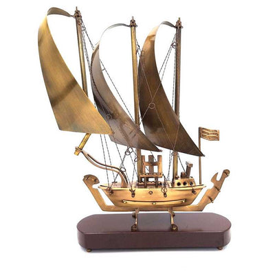 Navio em Latão com Base de Madeira 38 cm com Possibilidade de Gravação