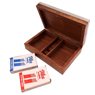Conjunto Elegante de Jogos com Dois Baralhos e Dados em Caixa de Madeira com Tampa de Alumínio