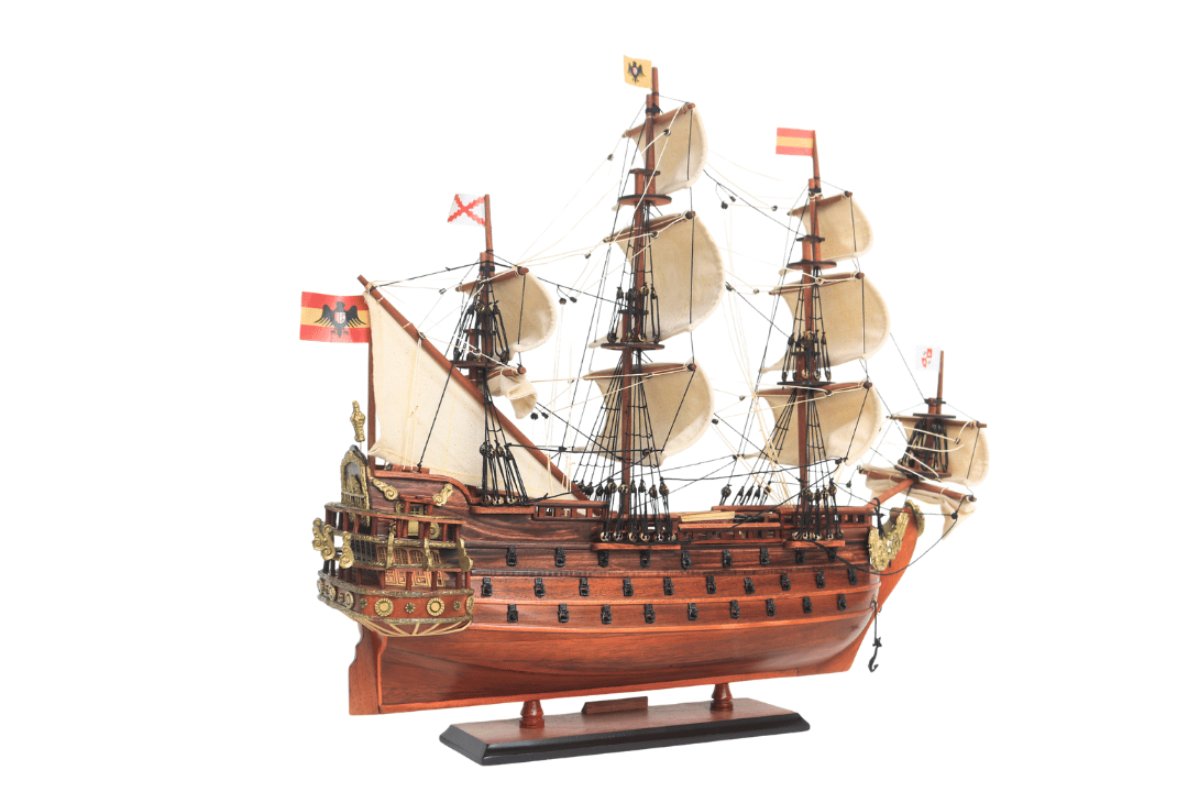 Modelo exclusivo do veleiro San Felipe – SF4, com possibilidade de personalização por gravação