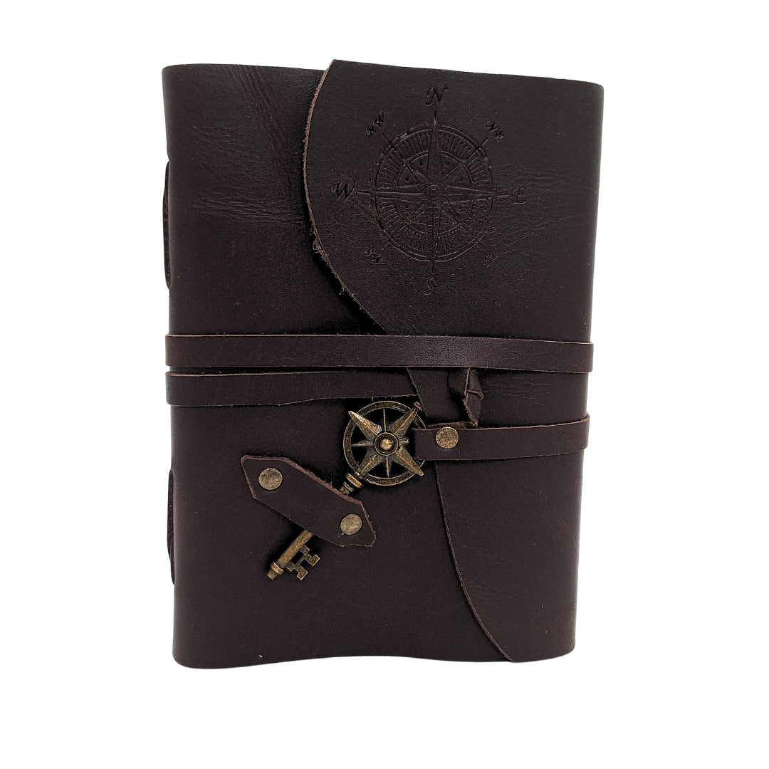 Caderno de pele retro Rosa dos Ventos 200 páginas com possibilidade de personalização por gravação