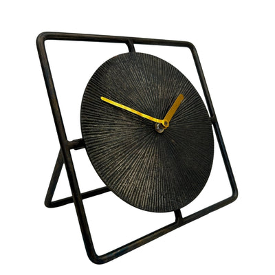 Relógio Metálico Redondo Elegante 20 cm Preto e Dourado com Possibilidade de Personalização por Gravação